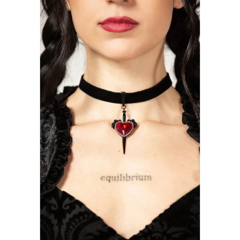 Killstar DEsolate velvet choker black heart sword goth alternative